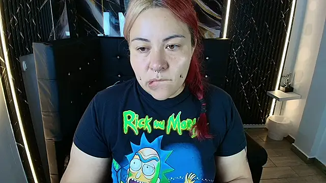 Bruja  Scarlata online show from November 8, 10:08 am