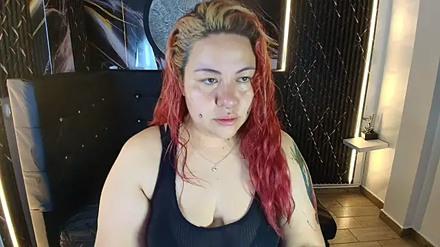 Bruja  Scarlata online show from December 1, 11:22 am