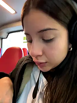 AnitaKariri online show from November 20, 8:37 am