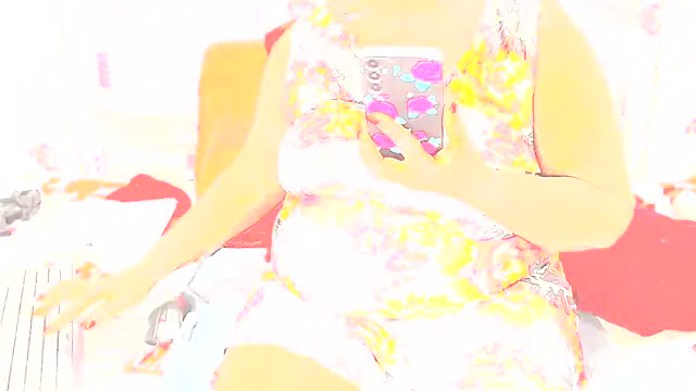 Honeybumsx32 online show from February 19, 9:17 am