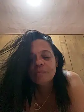 lomagata online show from May 12, 1:35 am