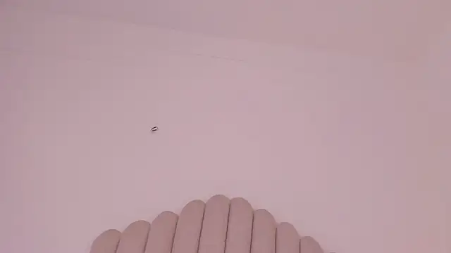 valerysantos  online show from May 14, 12:13 pm