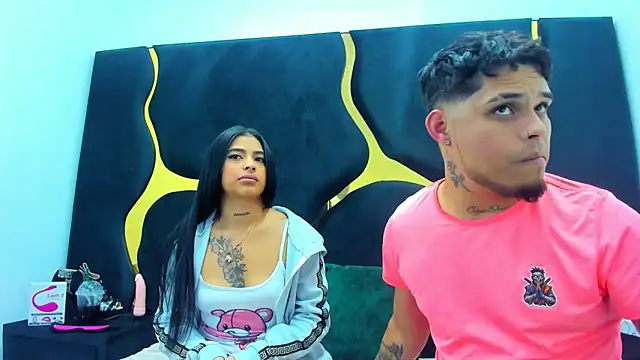 MelissaAndZeuss online show from February 19, 8:12 am