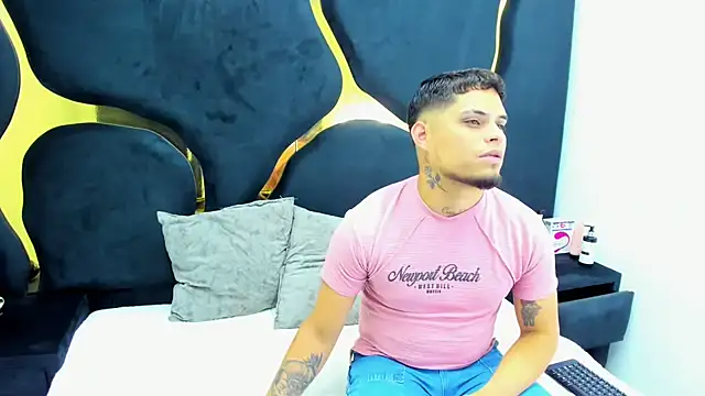 MelissaAndZeuss online show from February 10, 4:08 am