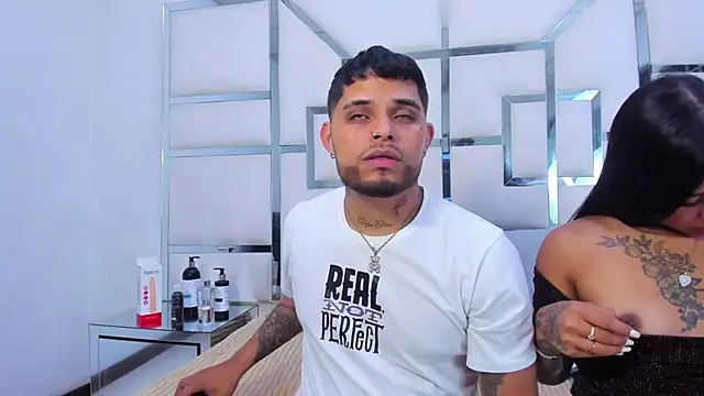 MelissaAndZeuss online show from September 23, 4:19 am