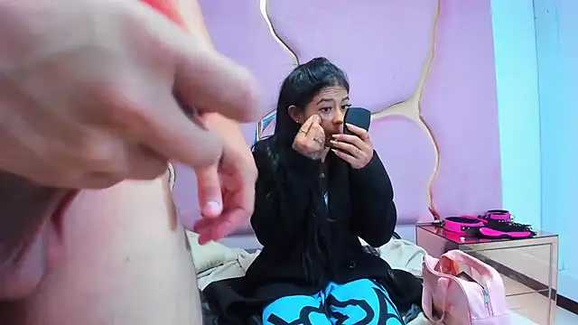 MelissaAndZeuss online show from December 28, 8:05 am