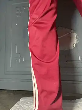 Snapshot of Boi_Boi2x chatting on February 22, 2:19 pm Boi Boi2x online show from February 22, 2:19 pm