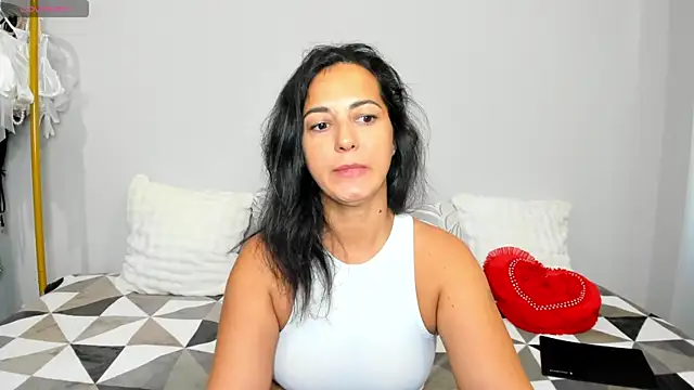 Linda Insatiable online show from July 11, 1:28 am