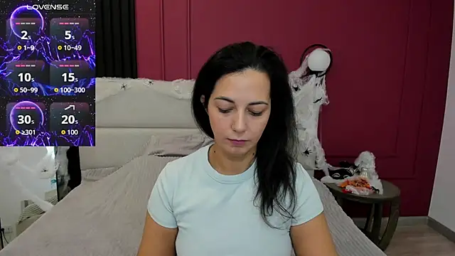 Snapshot of Linda_Insatiable chatting on October 23, 1:26 am Linda Insatiable online show from October 23, 1:26 am