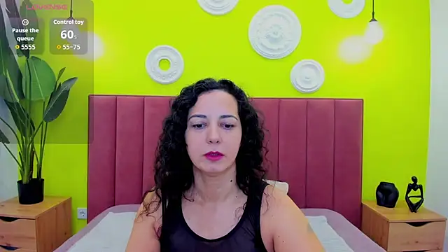 Linda Insatiable online show from April 9, 1:40 am