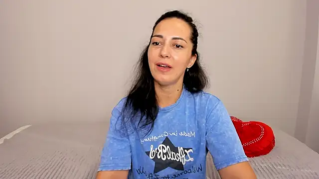 Linda Insatiable online show from June 15, 1:28 am