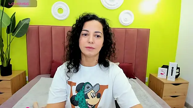 Linda Insatiable online show from February 9, 1:03 am