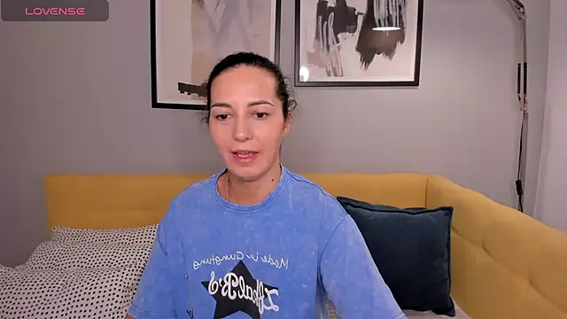 Snapshot of Linda_Insatiable chatting on March 8, 1:50 am Linda Insatiable online show from March 8, 1:50 am