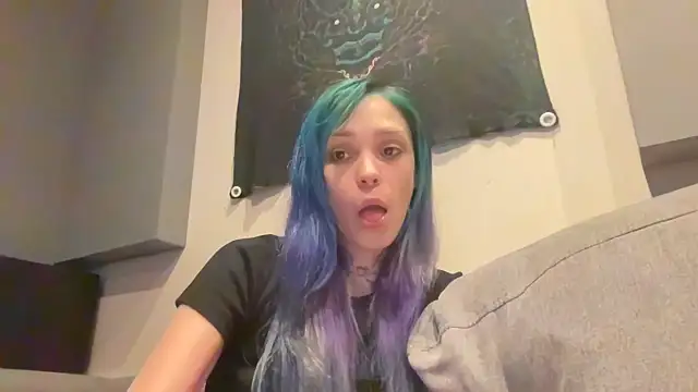 loletabb online show from December 20, 5:10 am