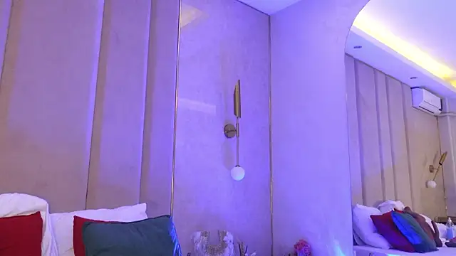 Denise Taylor online show from February 19, 5:59 am