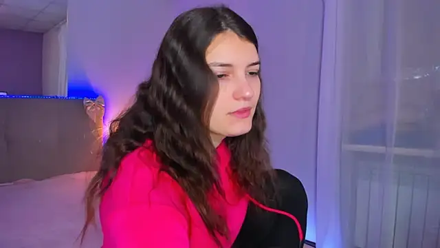 Snapshot of Laura_Leee chatting on February 27, 6:02 am Laura Leee online show from February 27, 6:02 am