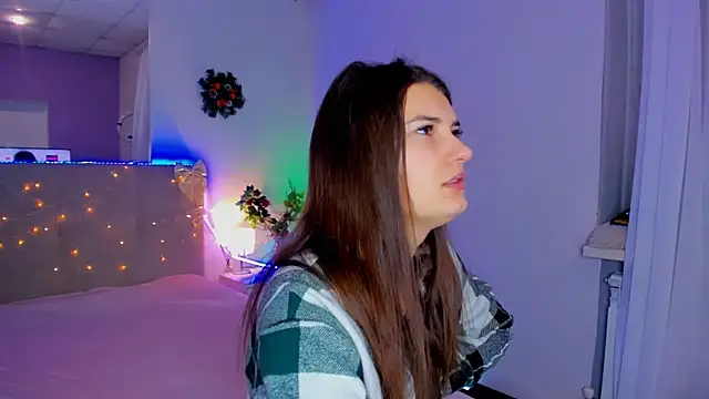 Snapshot of Laura_Leee chatting on January 10, 5:58 am Laura Leee online show from January 10, 5:58 am