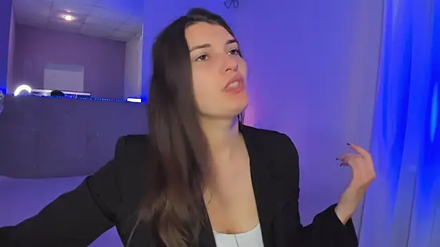 Laura Leee online show from May 15, 4:54 am