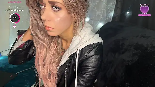 VeronicaRonnieTaylor online show from November 2, 1:27 pm