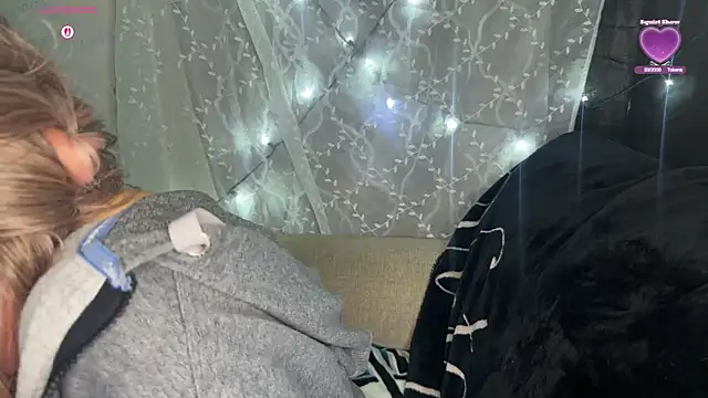 VeronicaRonnieTaylor online show from November 3, 2:53 pm