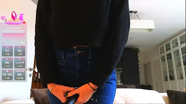 Luxymin34 online show from November 24, 1:22 pm