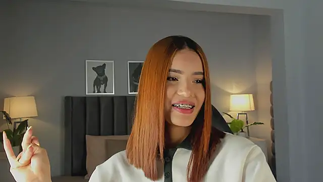 Madie  collins online show from November 23, 11:31 am