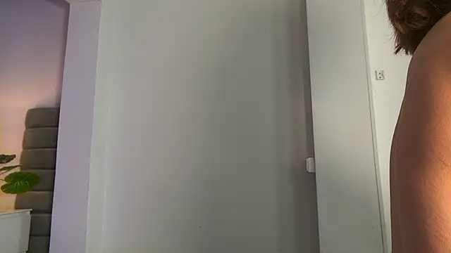 Madie  collins online show from July 16, 11:51 am