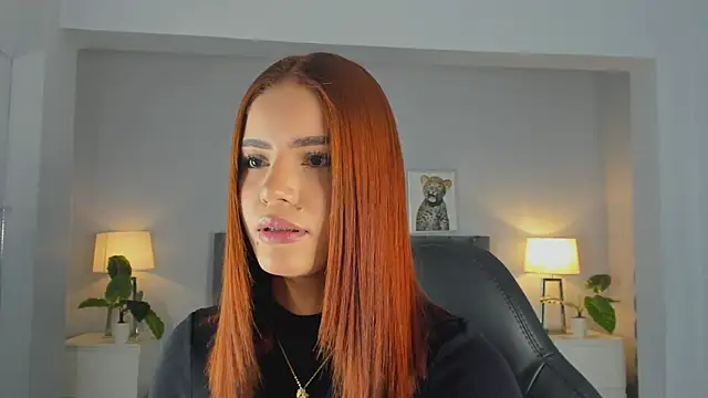 Madie  collins online show from December 5, 11:42 am