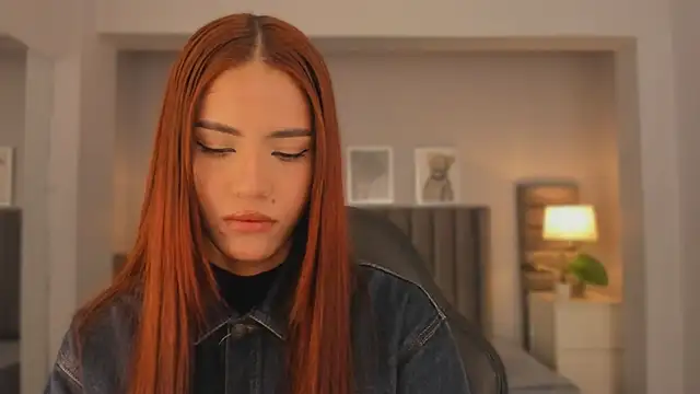 Madie  collins online show from September 28, 9:49 am