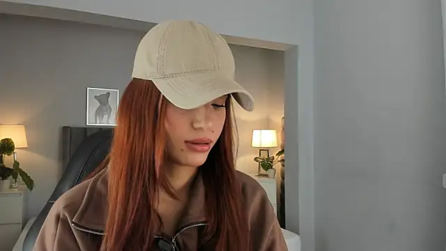 Madie  collins online show from October 12, 9:32 am