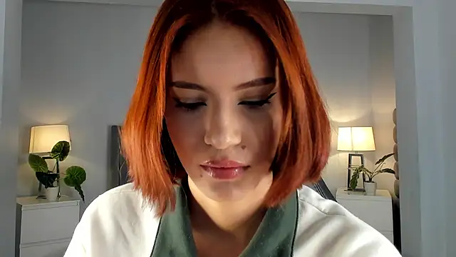 Madie  collins online show from January 13, 11:47 am