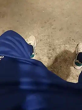 casper0303 online show from March 7, 11:38 pm