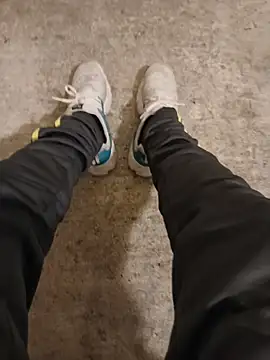 casper0303 online show from February 22, 1:46 pm