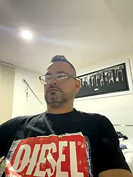 party2025 online show from October 9, 1:17 am