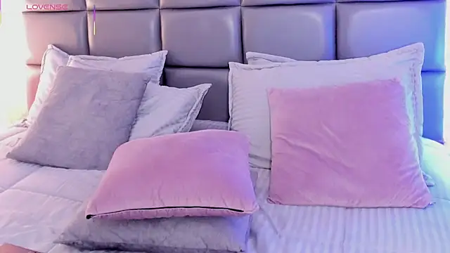 SpicySugar  online show from November 6, 7:18 pm