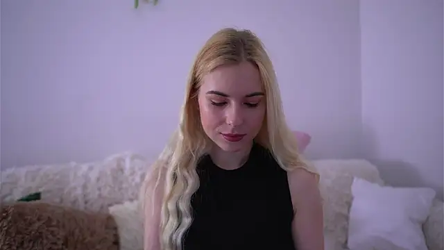 lorrie love story online show from April 5, 11:50 am