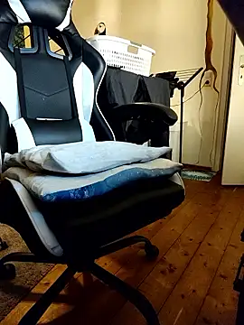 OdinWolf1990 online show from February 24, 8:10 pm