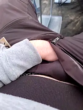 OdinWolf1990 online show from April 4, 1:28 pm