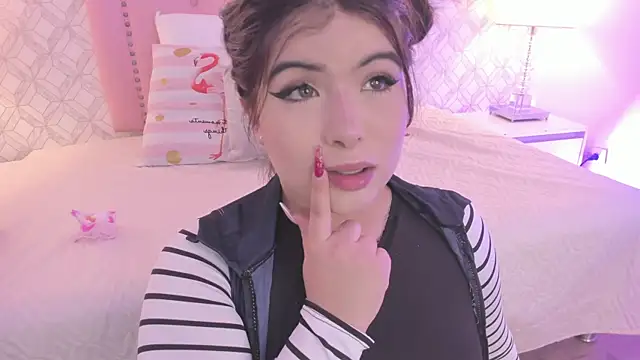 Snapshot of martina_rivera_ chatting on February 26, 12:05 pm martina rivera online show from February 26, 12:05 pm