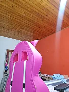 Shermie24 online show from March 3, 5:25 am