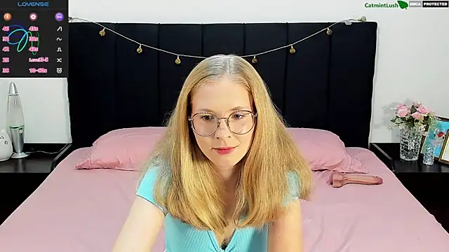 CatmintLush online show from May 23, 11:48 pm