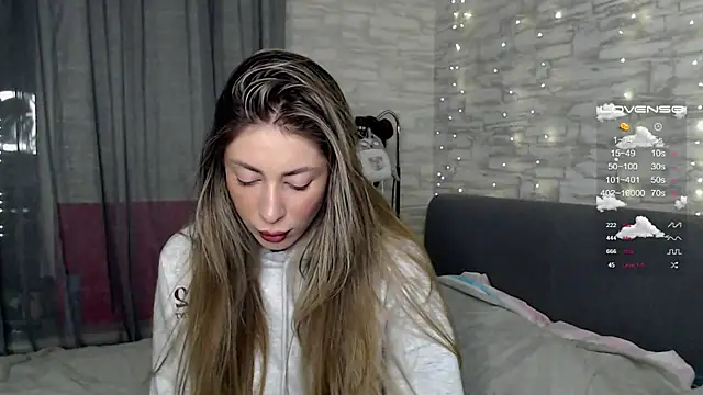 Snapshot of ___art chatting on December 27, 4:54 pm    art online show from December 27, 4:54 pm