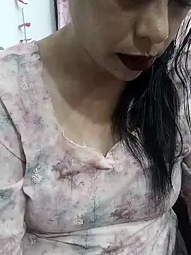 Urmila bhabhii online show from December 18, 3:44 am