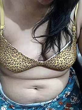 Urmila bhabhii online show from May 25, 4:49 pm