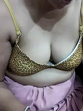 Urmila bhabhii online show from May 29, 3:40 pm