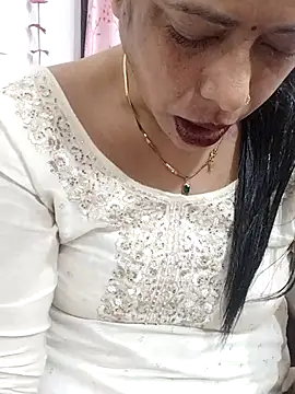 Urmila bhabhii online show from January 10, 3:46 am