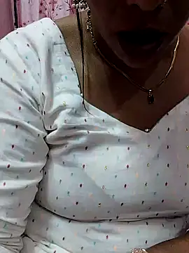 Urmila bhabhii online show from March 19, 10:00 am