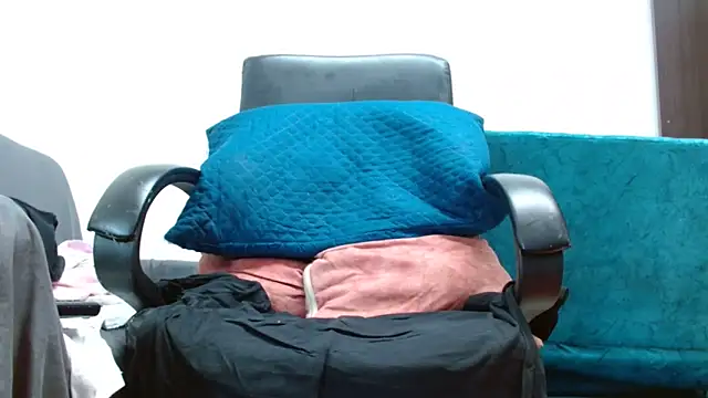 Darcy Lopez online show from March 29, 1:24 pm