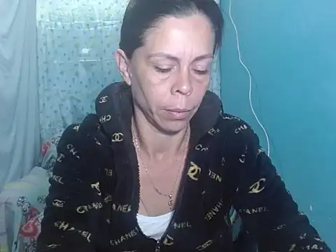 Snapshot of Marilyn_xxxx chatting on January 15, 12:52 pm Marilyn xxxx online show from January 15, 12:52 pm