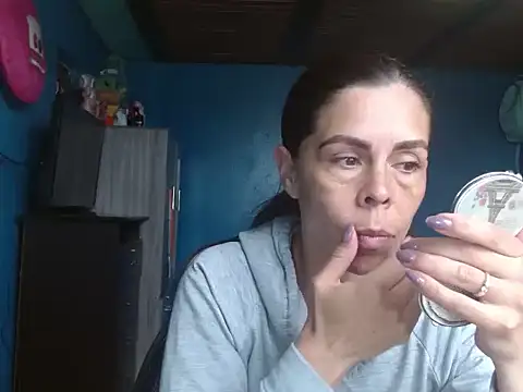 Snapshot of Marilyn_xxxx chatting on February 10, 7:24 pm Marilyn xxxx online show from February 10, 7:24 pm